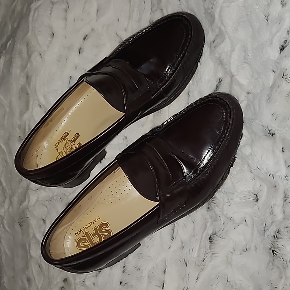 SAS mens leather penny loafers